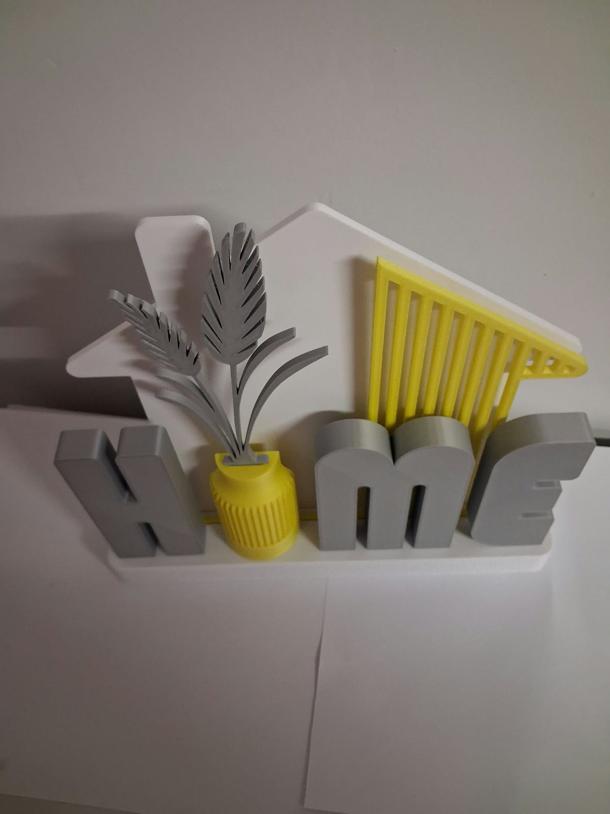 Modern 3D Printed 'HOME' Freestanding Sign with Mini Vase | Nordic Style Housewarming Gift & Living Room Decor